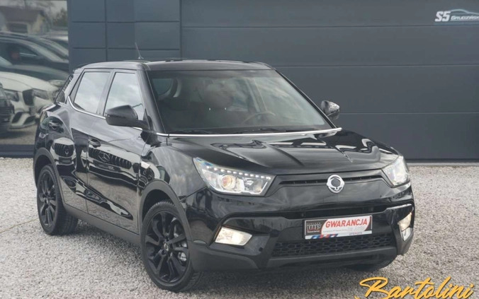 SsangYong Tivoli cena 35900 przebieg: 116000, rok produkcji 2016 z Żywiec małe 92